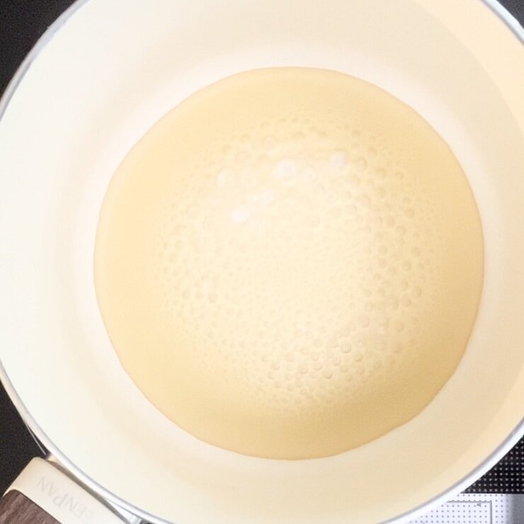 鍋にAを合わせて煮立て、冷まします。