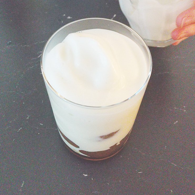 4をのせて、お好みのトッピングを散らします。
